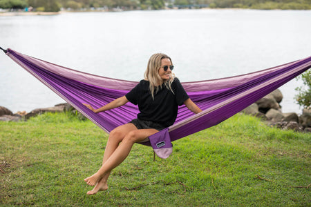 nakie hängematte Mulberry Purple - Recycled Hammock with Straps | Made From 100% Recycled Material